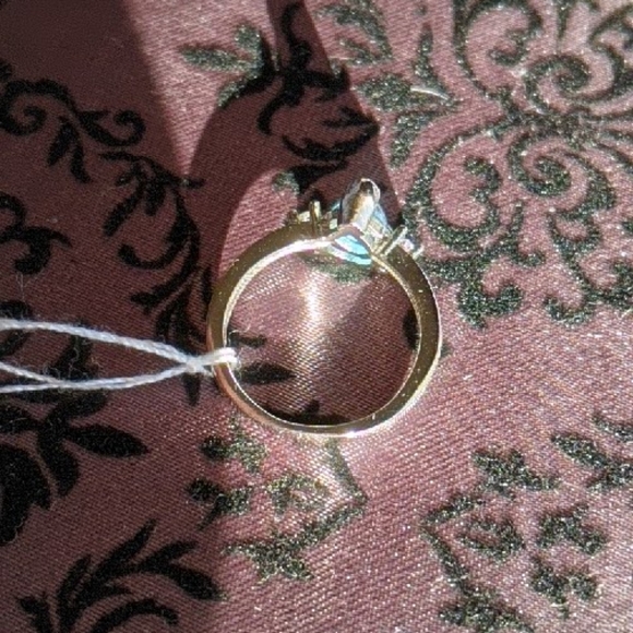 Boulder Chip Opal Ring - Picture 4 of 10